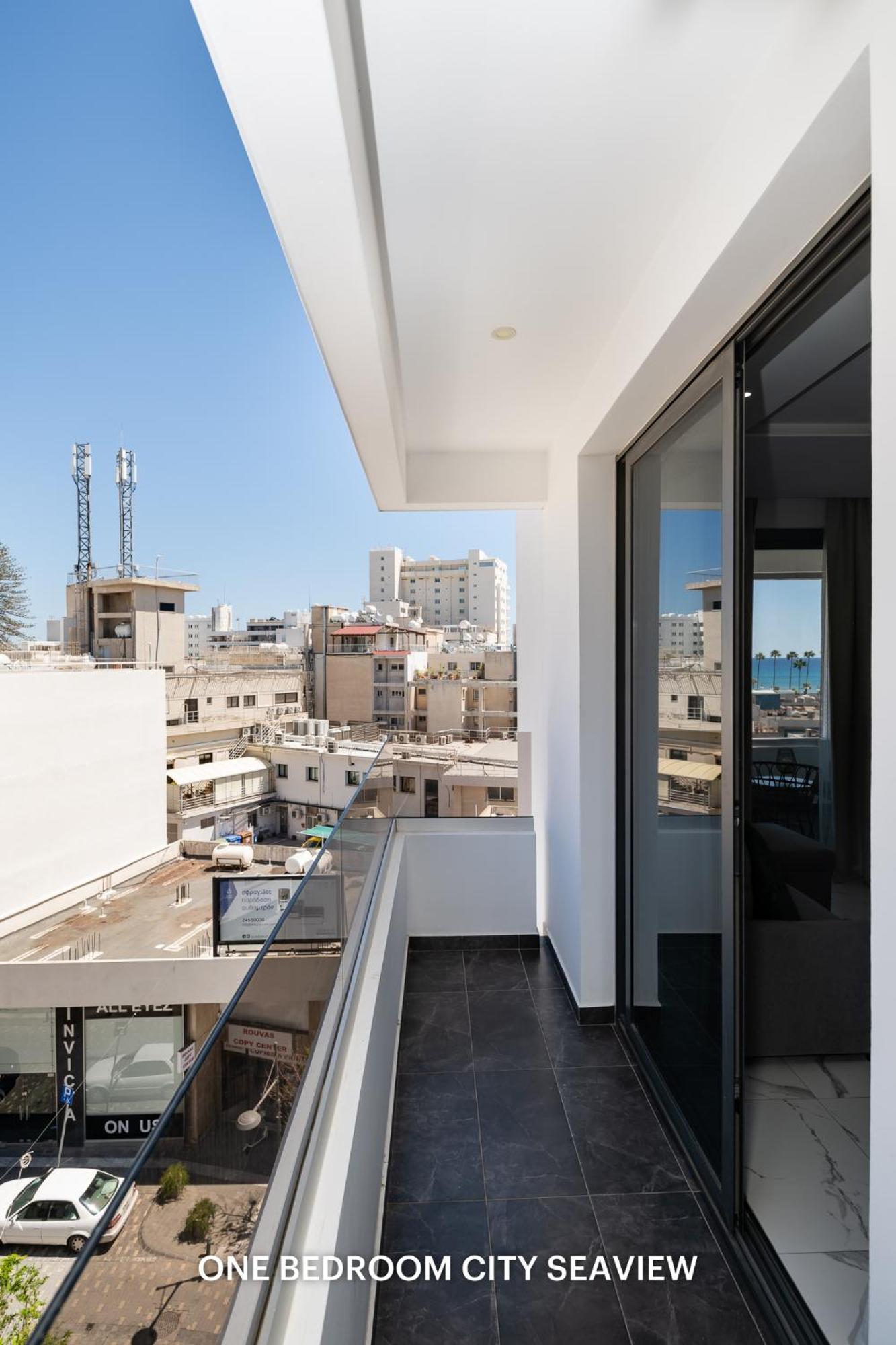 Lazuli Seaview Apartments 2Bdr ラルナカ エクステリア 写真